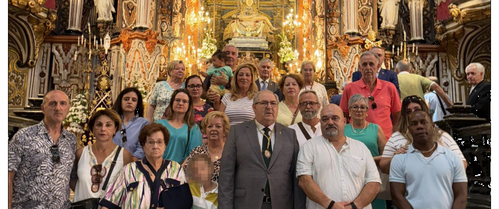 Misa y ofrenda floral por la AVT en la Basílica de la Virgen de las Angustias